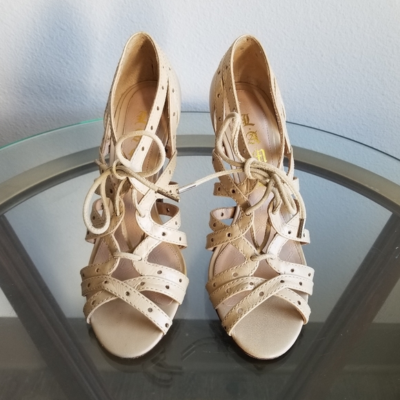 L.A.M.B by Gwen Stefani 90s Y2K Lace Up Tan Leather Heels Size 6 - Picture 4 of 13